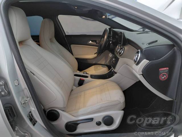 2015 MERCEDES BENZ GLA 