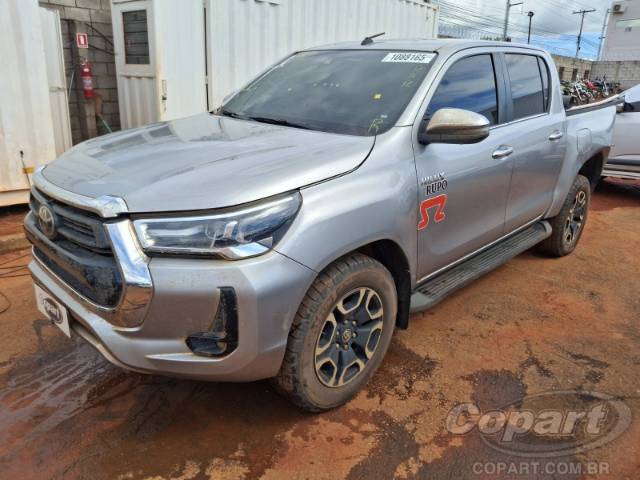2023 TOYOTA HILUX CD 