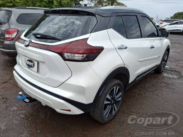 2022 NISSAN KICKS 