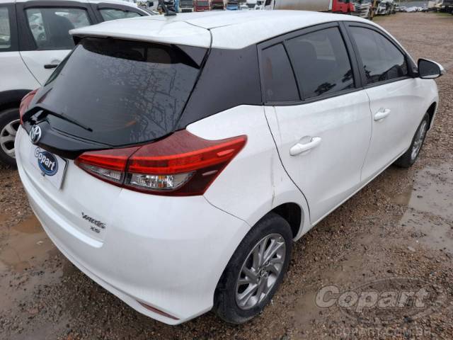 2023 TOYOTA YARIS 