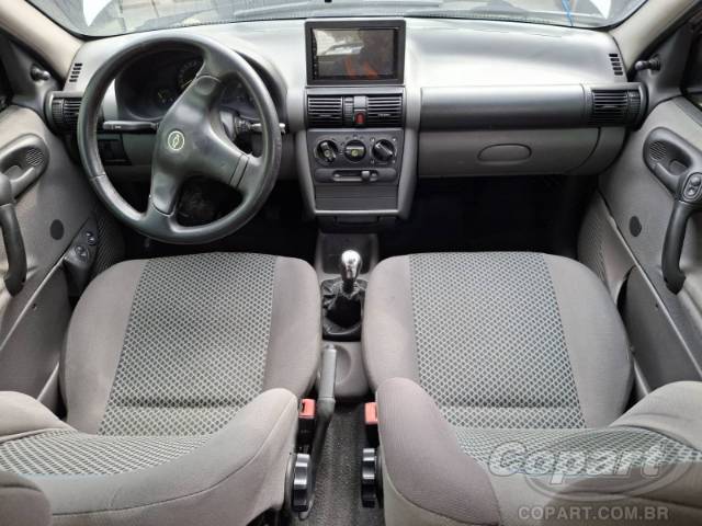 2010 CHEVROLET CLASSIC 