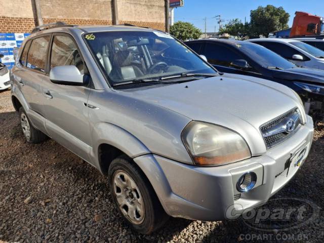 2010 HYUNDAI TUCSON 