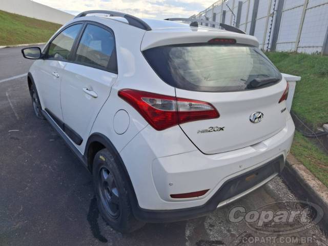2015 HYUNDAI HB20 