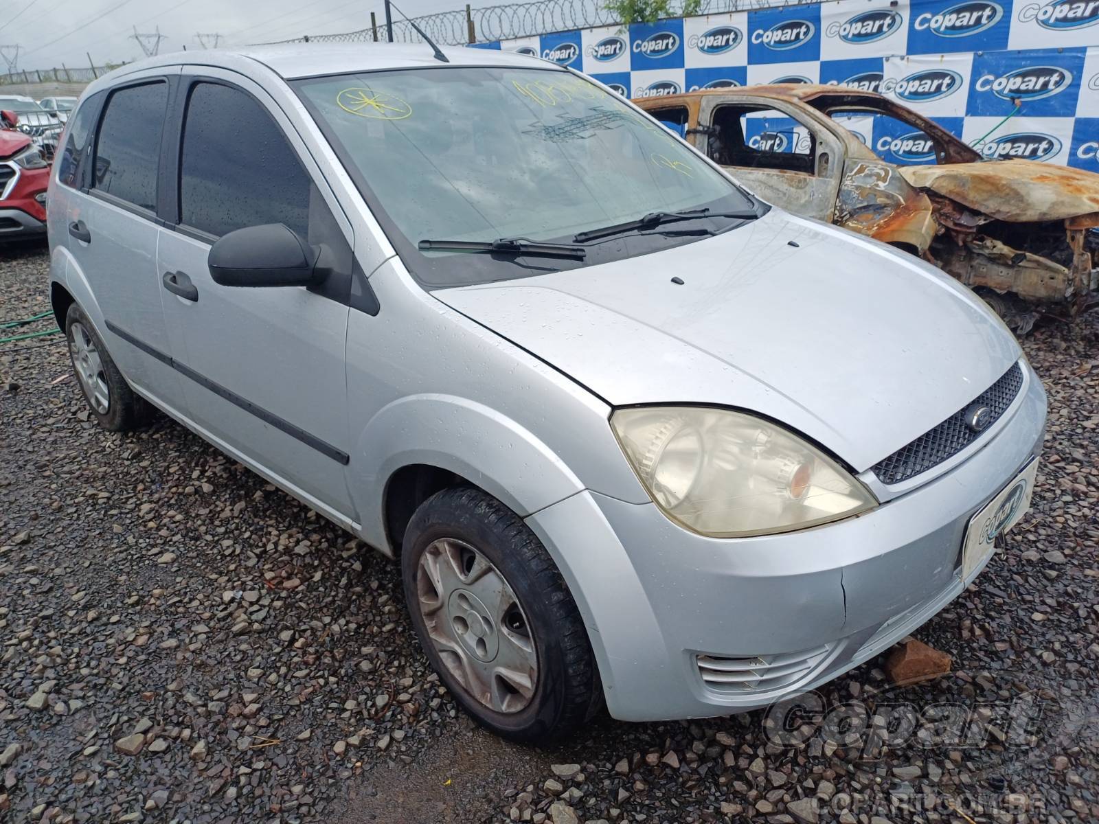 Veículo Ford Fiesta FORD Fiesta 2004 1.0 Gasolina 2004 em leilão