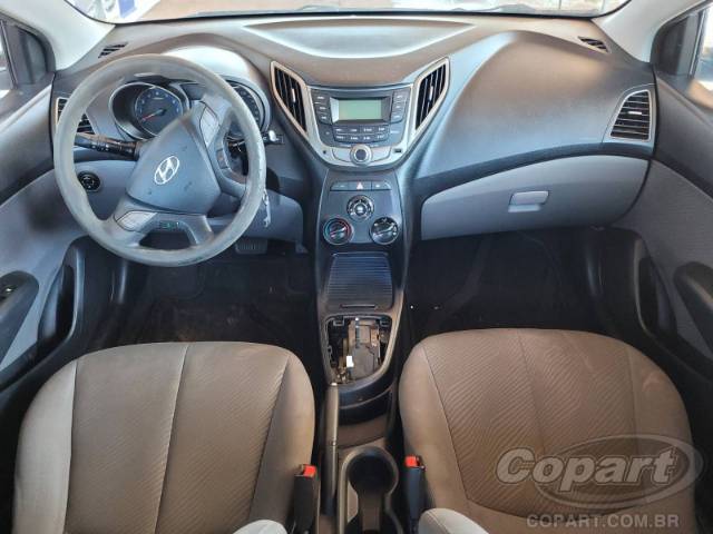 2015 HYUNDAI HB20S 