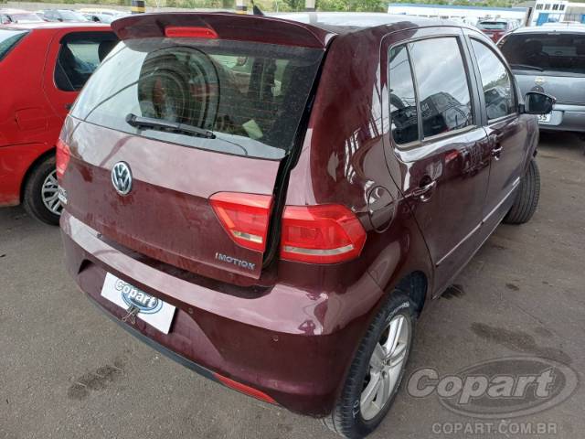 2015 VOLKSWAGEN FOX 