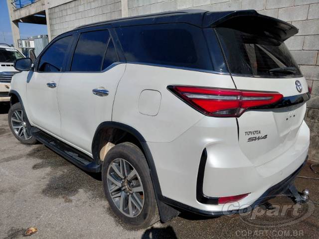 2018 TOYOTA HILUX SW4 