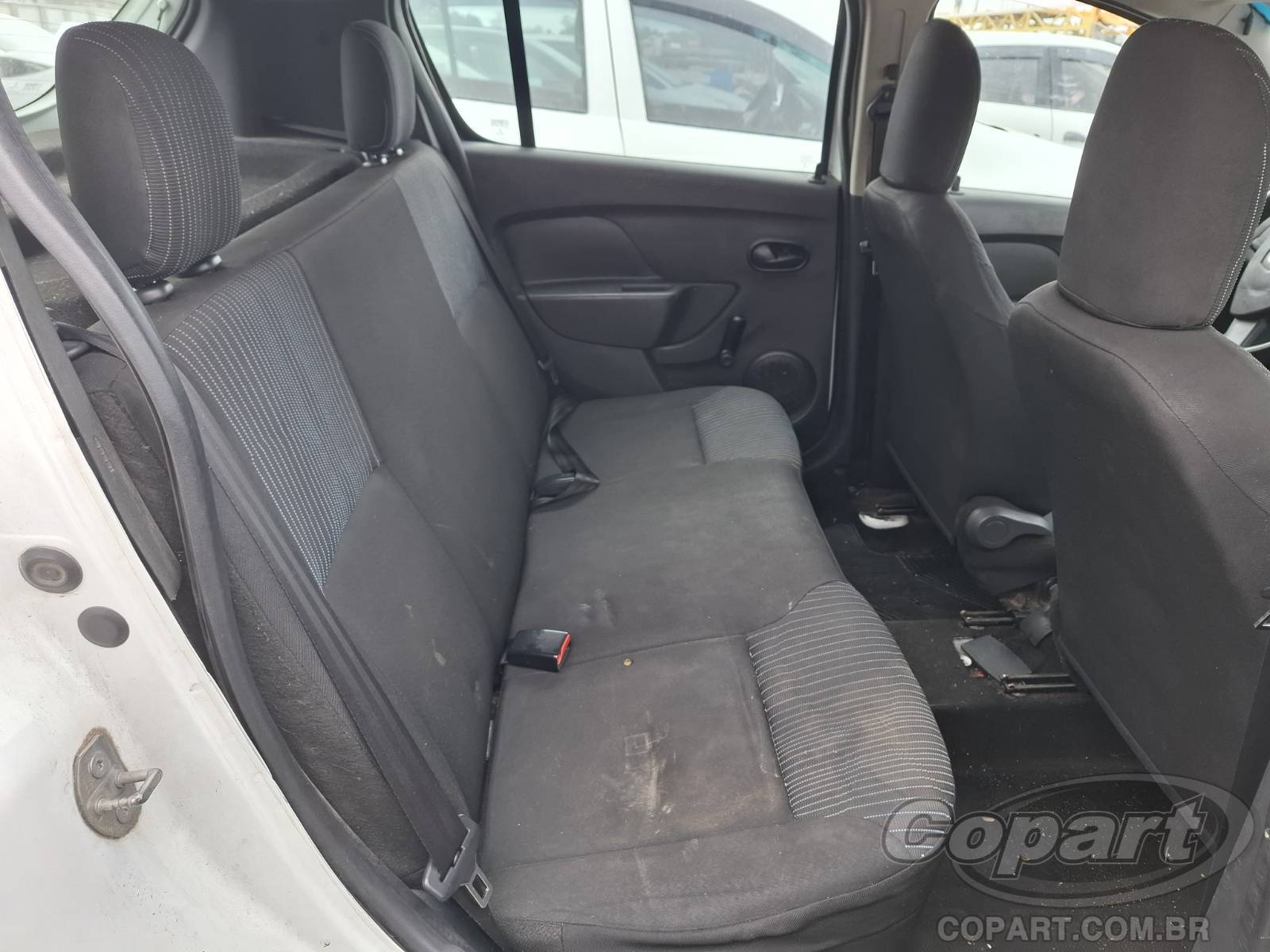 Foto 6 de 11: 2015 RENAULT SANDERO