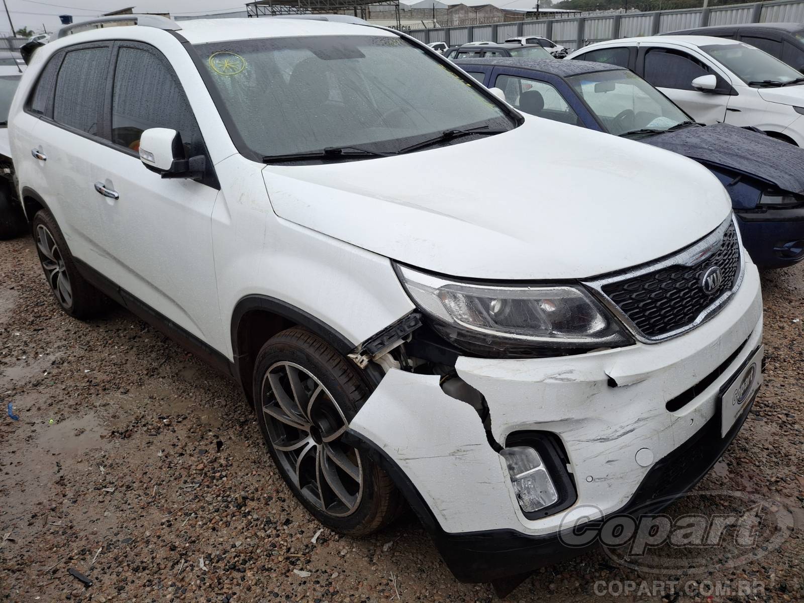 Veículo Hyundai Sorento KIA SORENTO EX 2.4 16V 2015 Gasolina 2015 em leilão