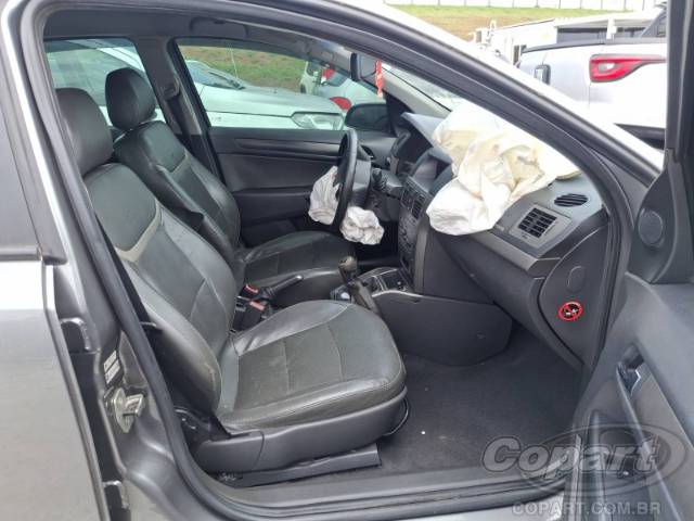 2010 CHEVROLET VECTRA HATCH 