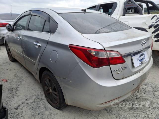 2015 HYUNDAI HB20S 