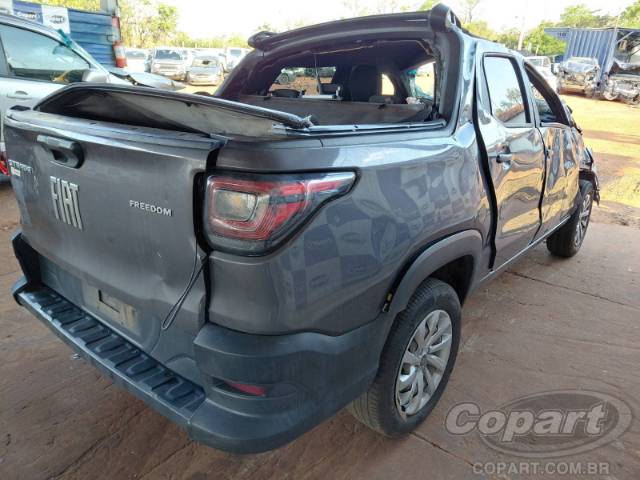 2025 FIAT STRADA CD 