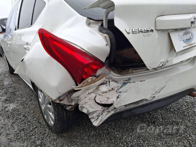 2020 NISSAN VERSA 