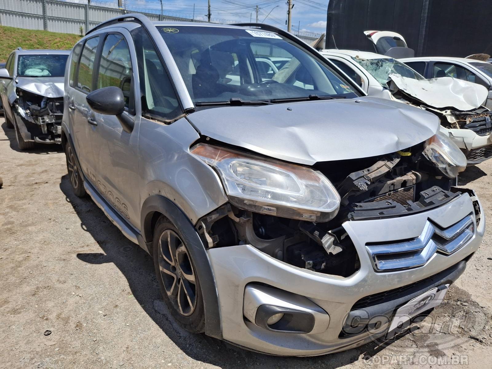 Veículo Citroën C3 Aircross Citroën C3 AirCross GLX 1.6 16V VVT 2013 2013 em leilão