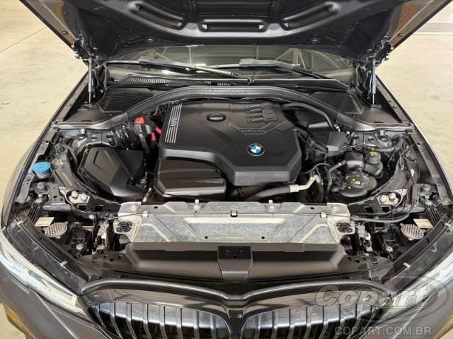 2022 BMW SERIE 3 