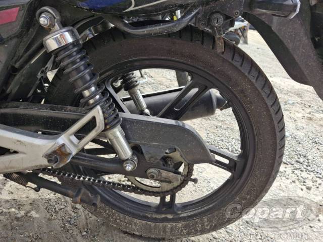 2016 SUZUKI GSR 