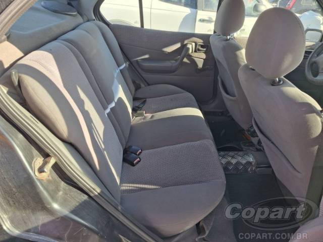 2003 FORD FIESTA SEDAN 
