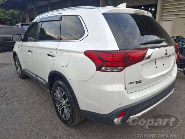 2018 MITSUBISHI OUTLANDER 