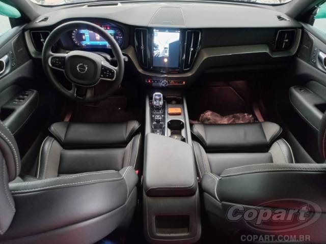 2024 VOLVO XC60 
