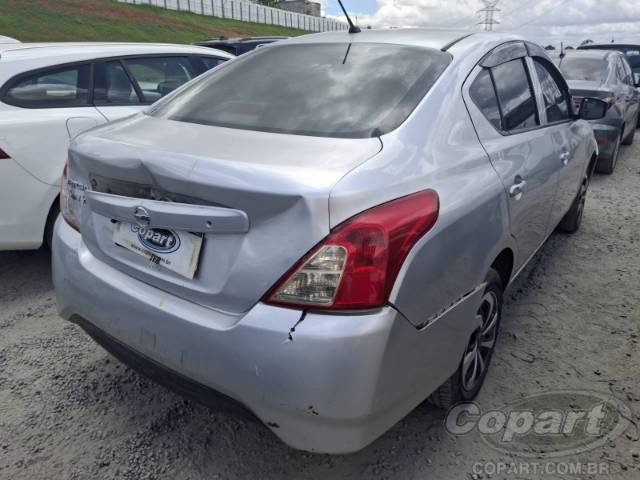 2016 NISSAN VERSA 