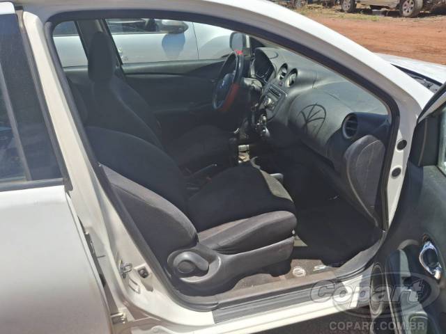 2014 NISSAN VERSA 