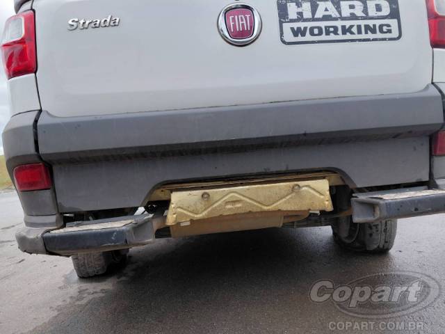2020 FIAT STRADA 