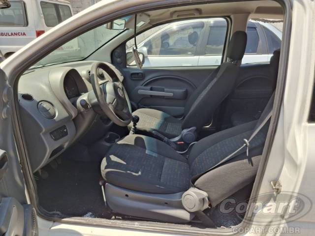 2014 FIAT UNO 