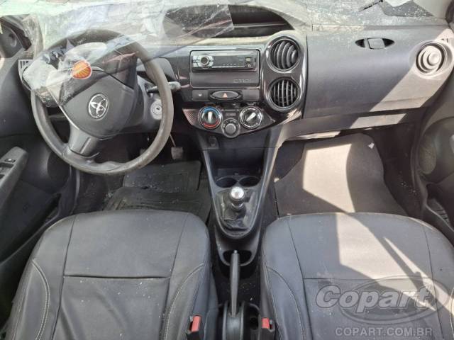 2017 TOYOTA ETIOS 