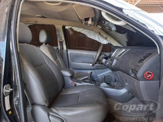 2012 TOYOTA HILUX CD 