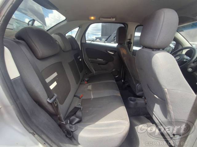 2017 FIAT GRAND SIENA 