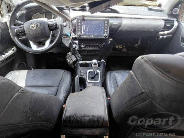 2021 TOYOTA HILUX CD 