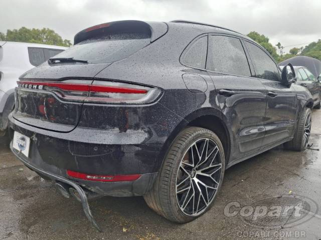 2021 PORSCHE MACAN 