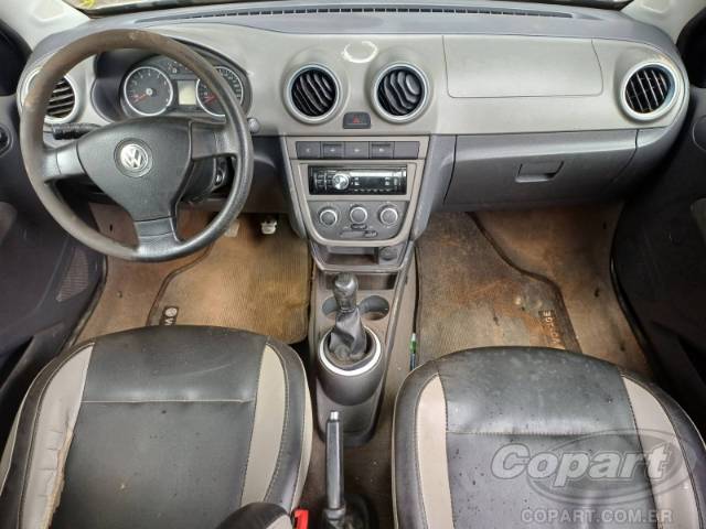 2011 VOLKSWAGEN VOYAGE 