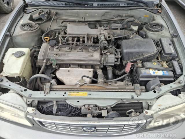 2002 TOYOTA COROLLA 