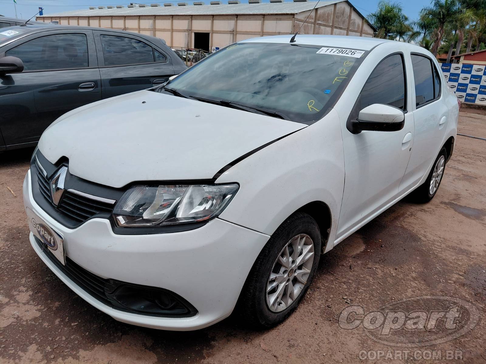 Foto 2: 2016 RENAULT LOGAN