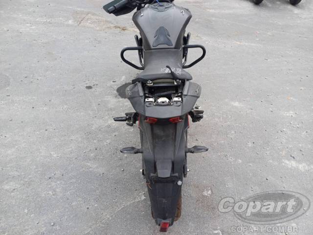 2025 BAJAJ DOMINAR 