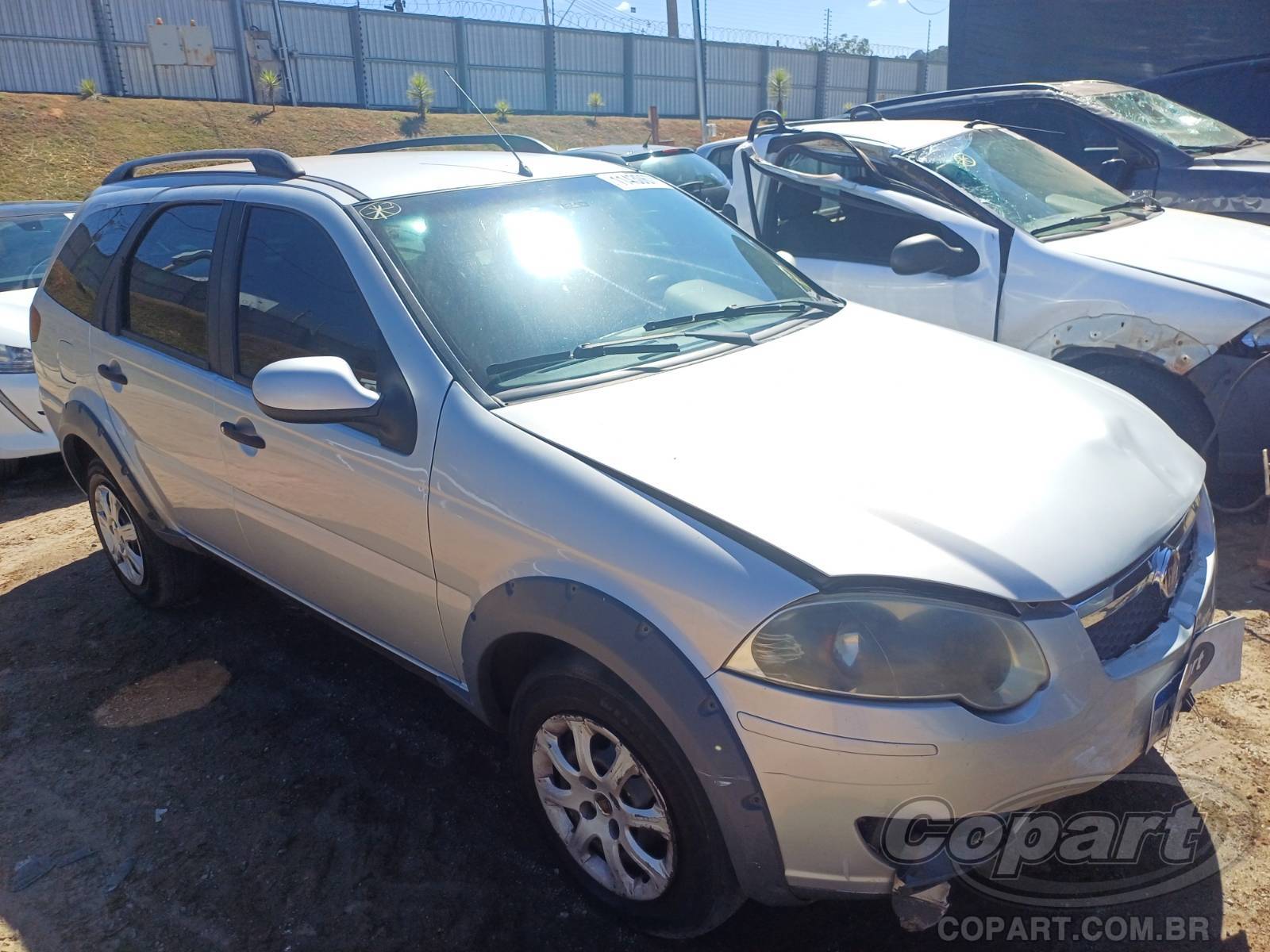 FIAT Palio Weekend Trekking 1.6 16V E.torQ 2014
