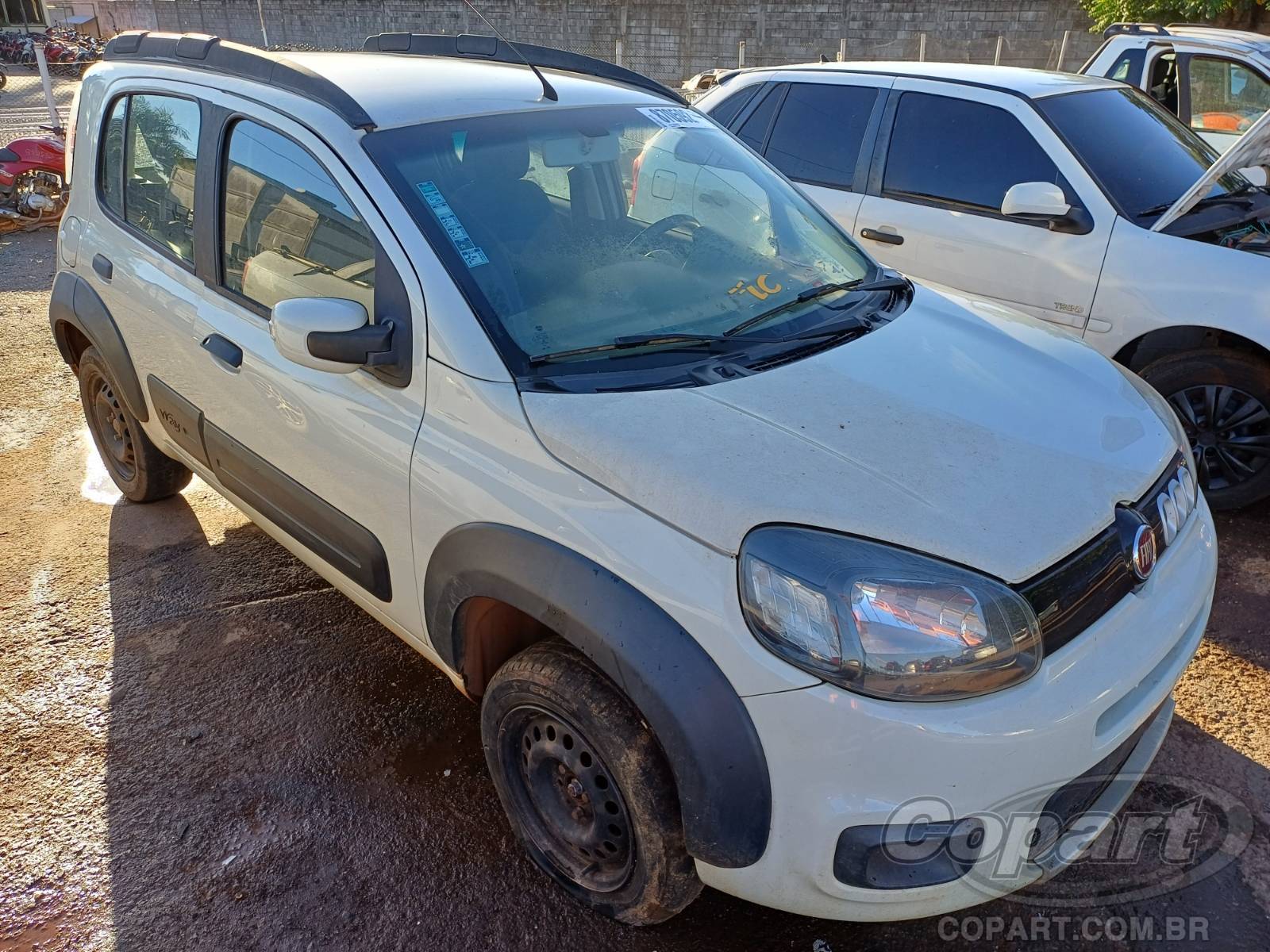 Veículo Fiat Uno Fiat Uno Way 1.0 EVO 2016 Médio Estado com Roubo/Furto 2016 em leilão