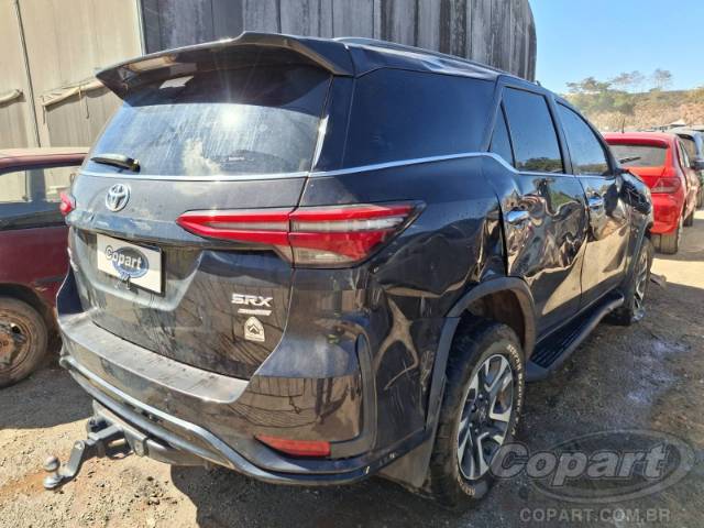 2024 TOYOTA SW4 