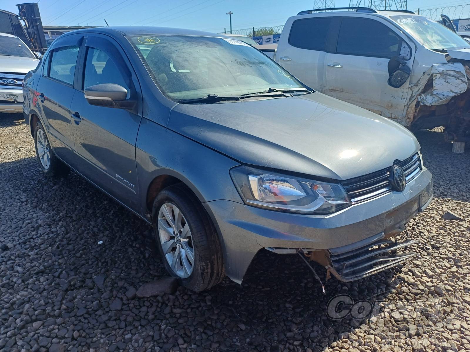 Veículo VW - VolksWagen Voyage VOLKSWAGEN VOYAGE 2017 FLEX 2017 em leilão