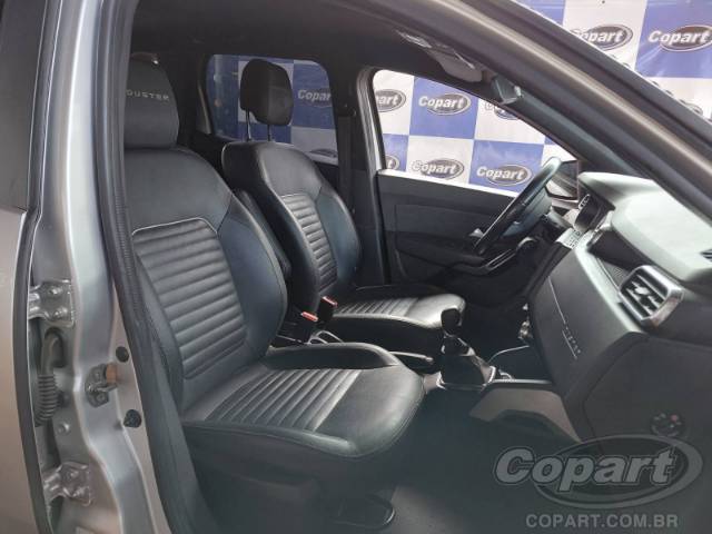 2022 RENAULT DUSTER 