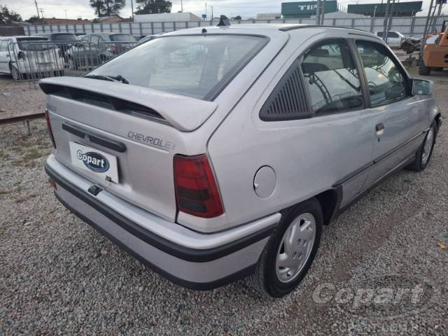 1993 CHEVROLET KADETT 