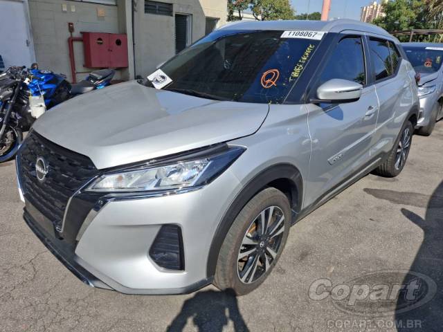 2025 NISSAN Kicks Play 