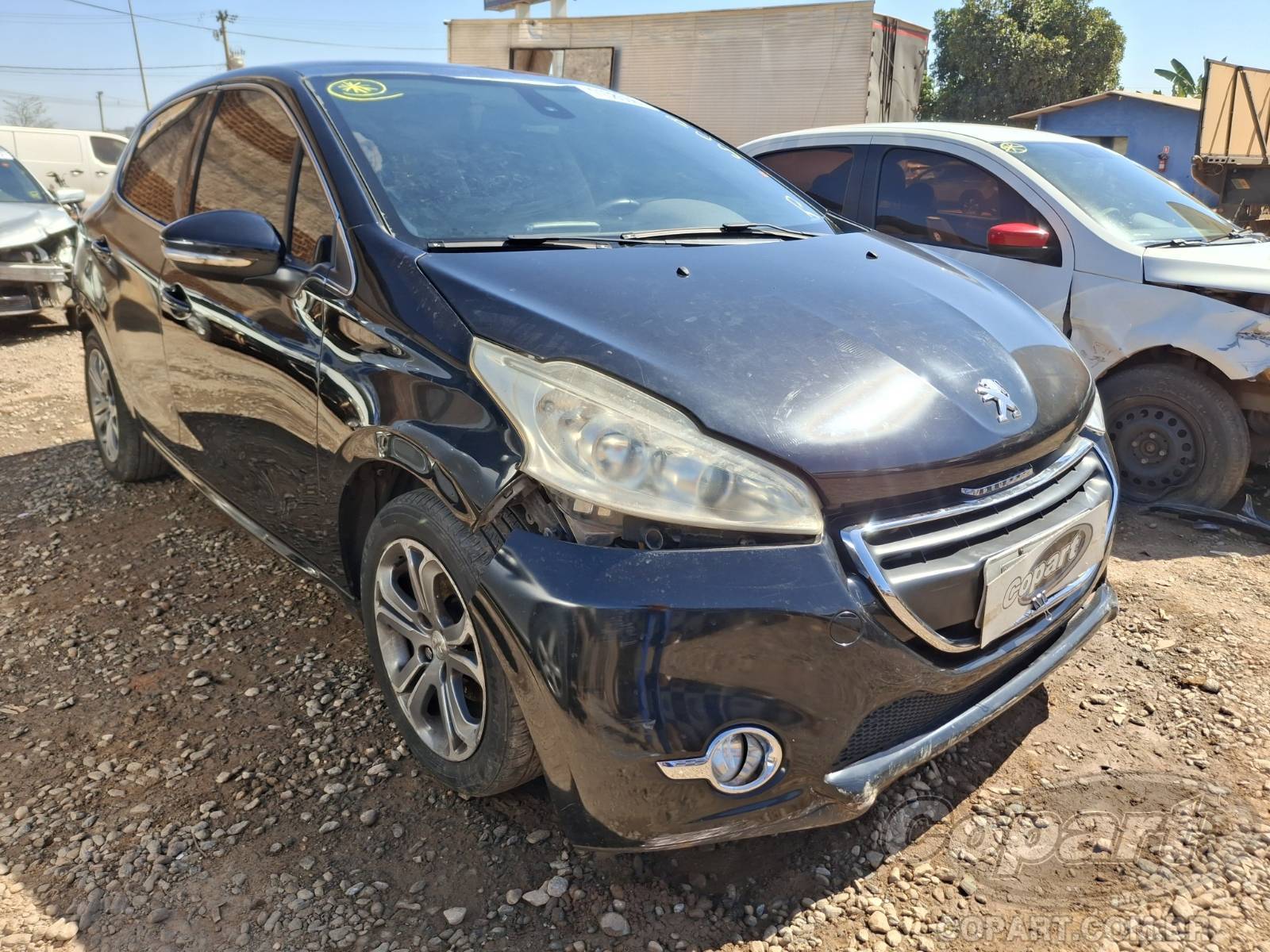 2015 PEUGEOT 208