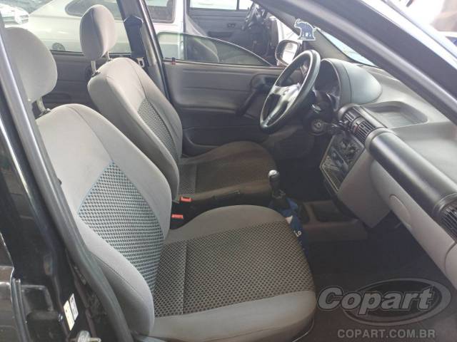 2011 CHEVROLET CLASSIC 