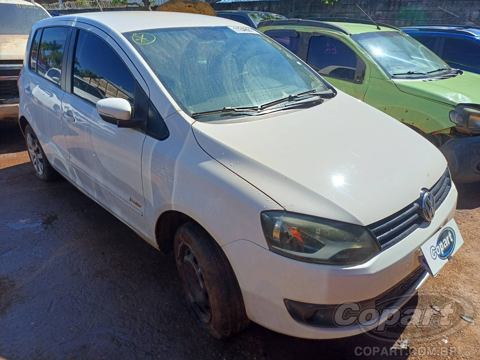Volkswagen FOX 2013 em leilão