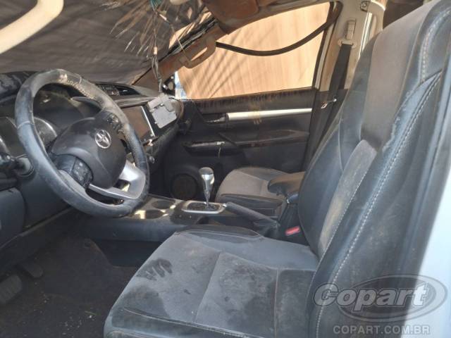 2024 TOYOTA HILUX CD 