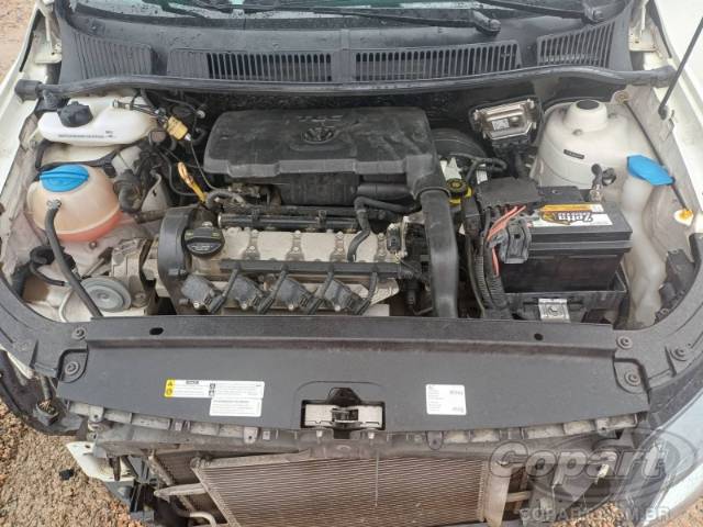 2015 VOLKSWAGEN FOX 