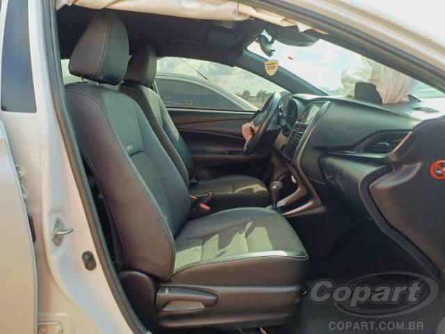2023 TOYOTA YARIS 