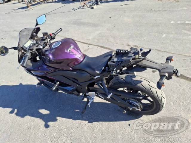 2024 YAMAHA YZF R3 